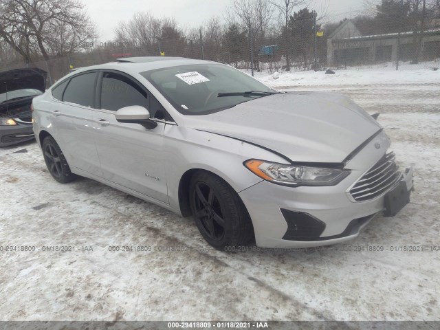 Ford Fusion hybrid (2019)