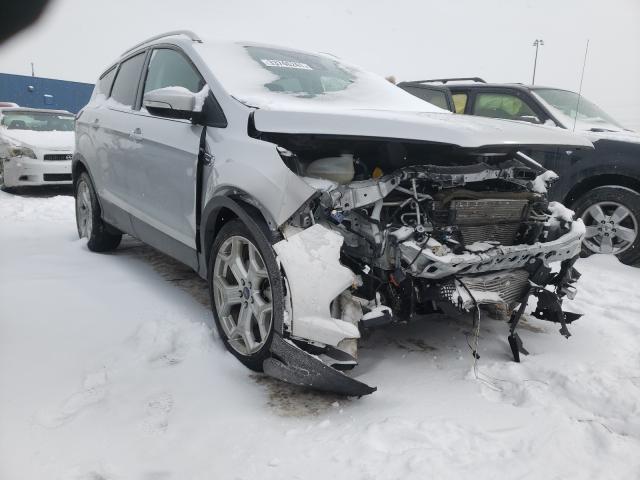 Ford Escape tit (2019)