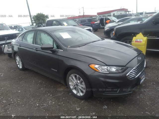 Ford Fusion hybrid (2019)
