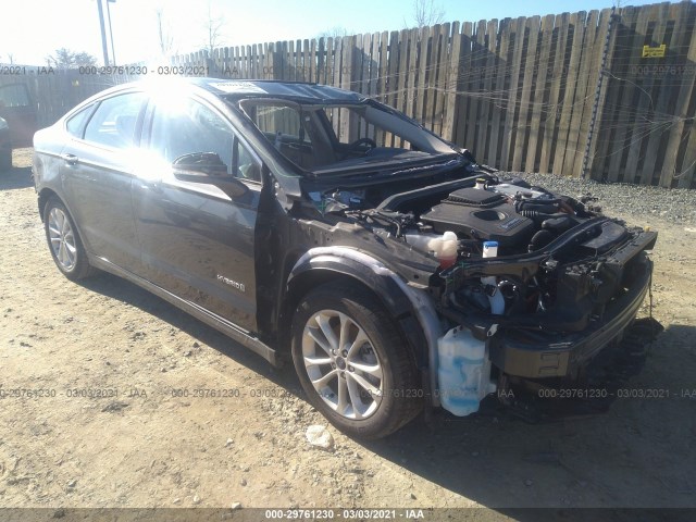 Ford Fusion hybrid (2019)