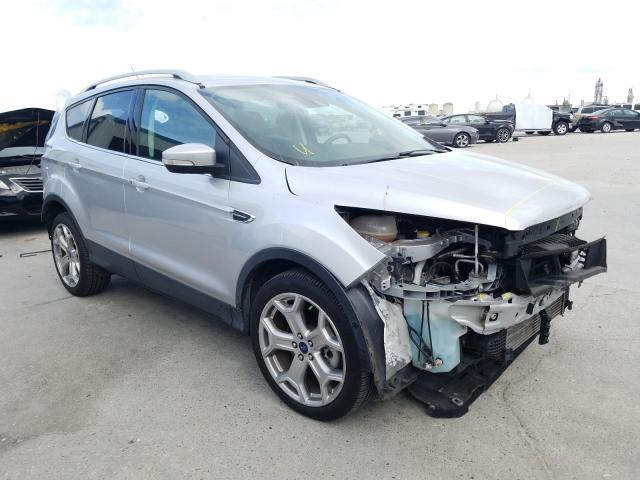 Ford Escape tit (2017)