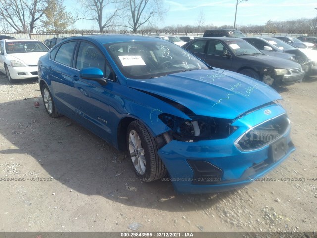 Ford Fusion hybrid (2019)