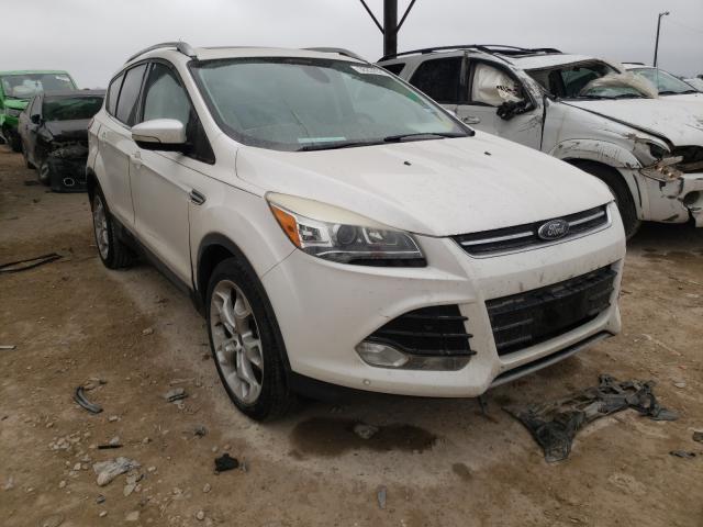 Ford Escape tit (2014)