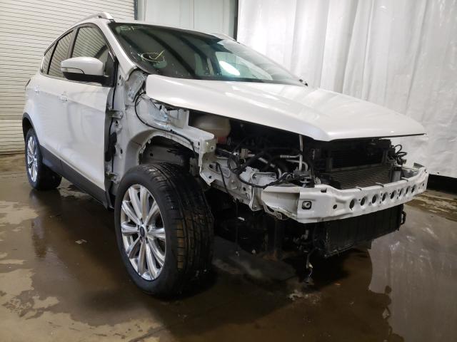 Ford Escape tit (2017)