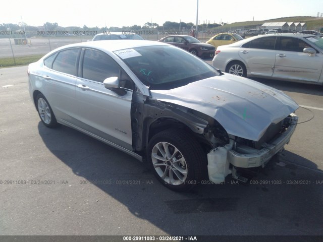Ford Fusion hybrid (2019)