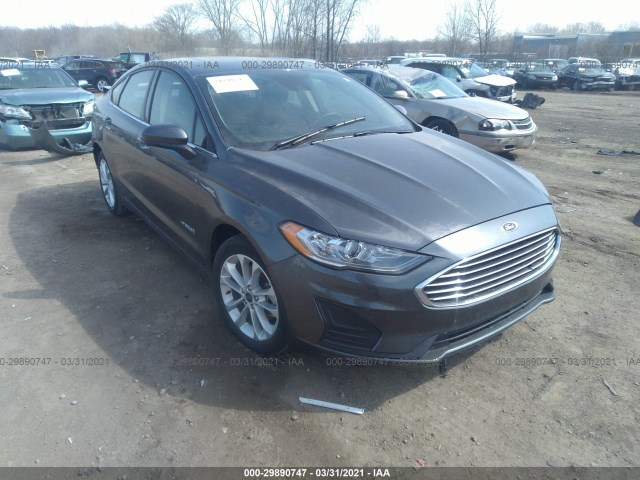 Ford Fusion hybrid (2019)