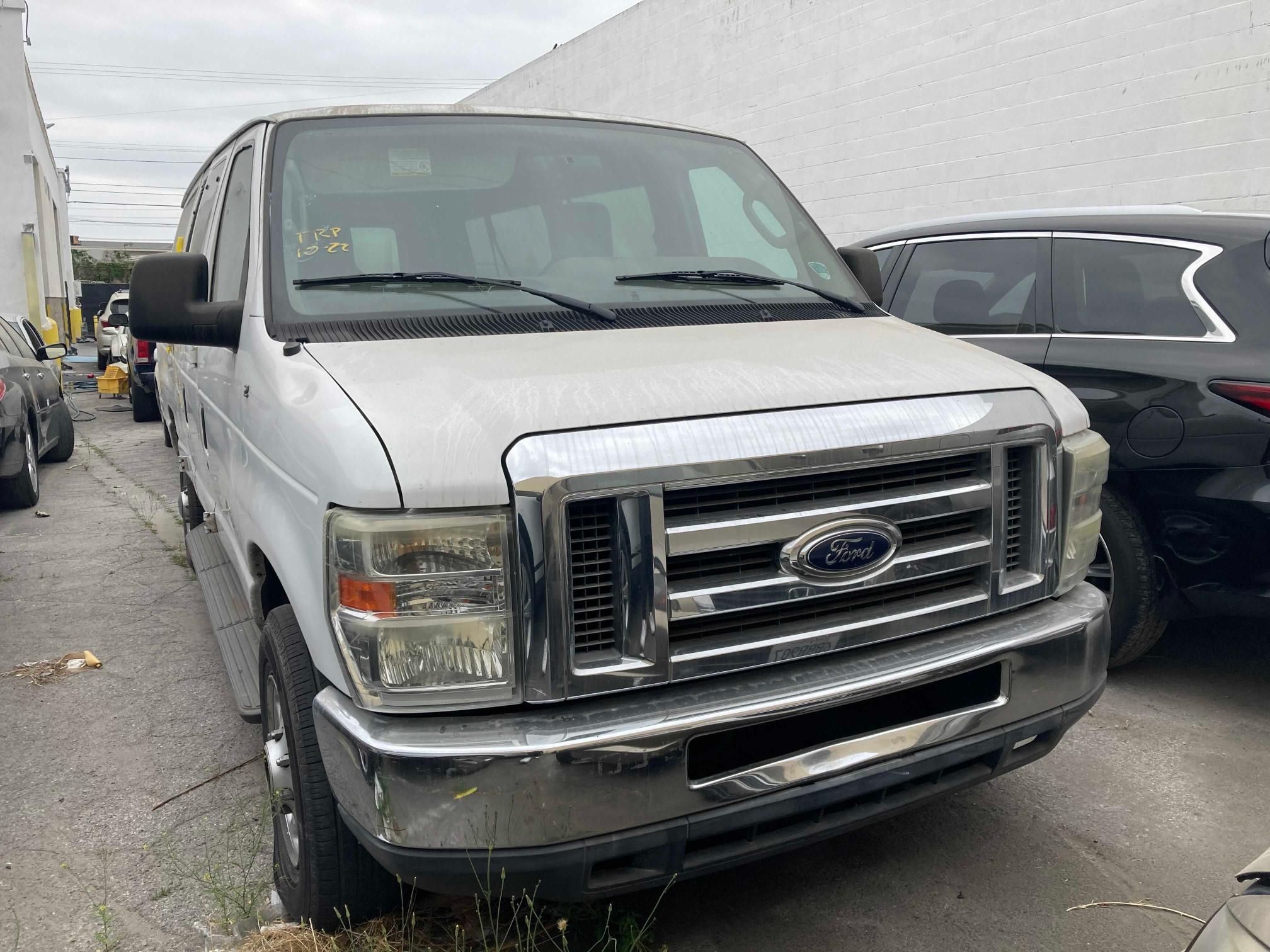 Ford Econoline (2011)