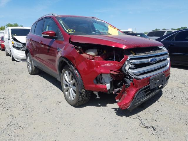 Ford Escape tit (2017)