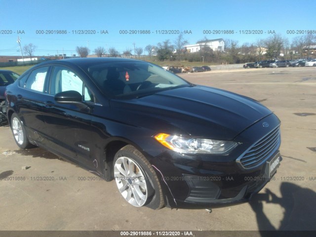 Ford Fusion hybrid (2019)