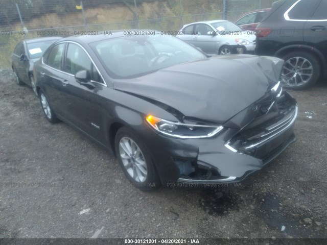 Ford Fusion hybrid (2019)