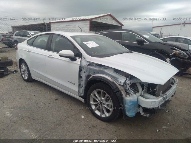Ford Fusion hybrid (2019)