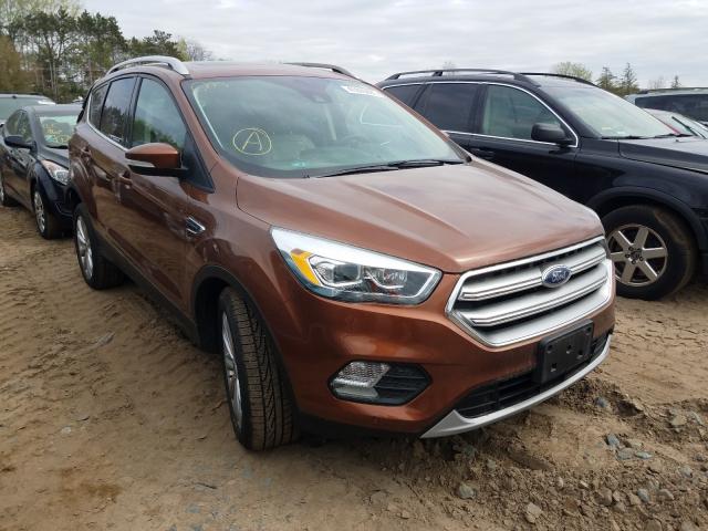 Ford Escape tit (2017)