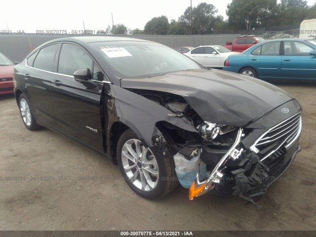 Ford Fusion hybrid (2019)