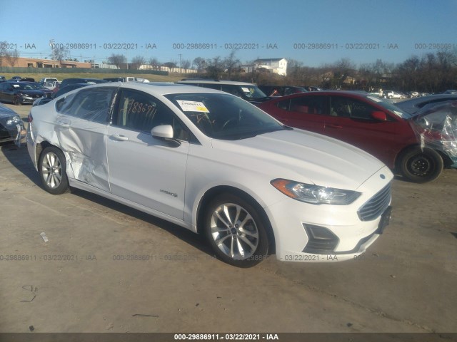 Ford Fusion hybrid (2019)