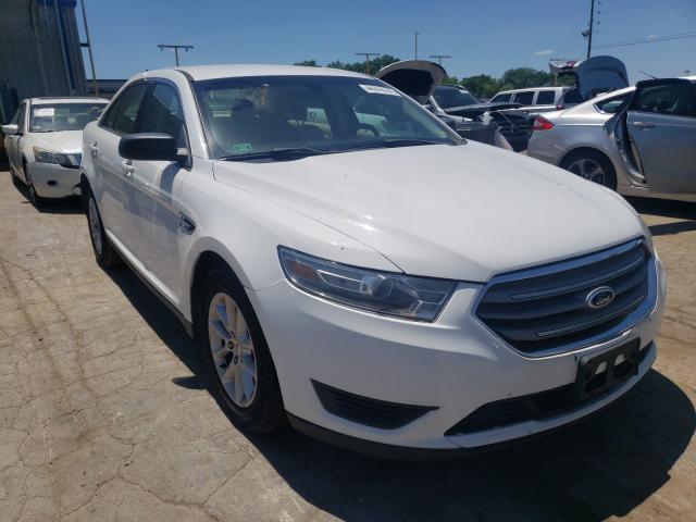 Ford Taurus se (2013)