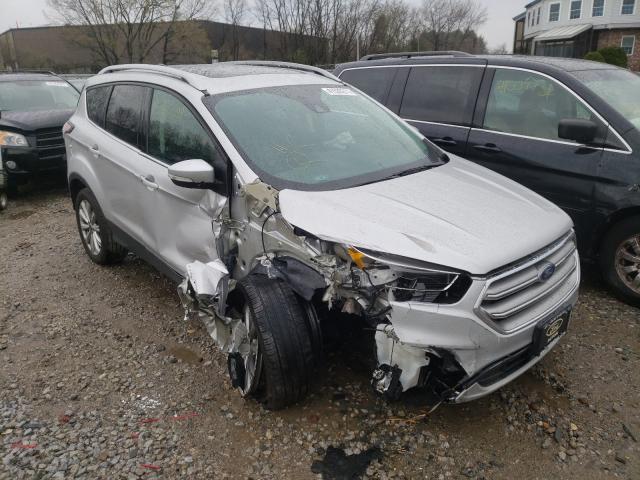 Ford Escape tit (2017)