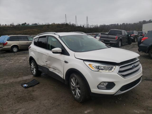 Ford Escape tit (2017)