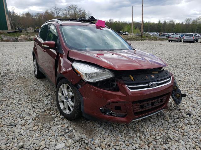 Ford Escape tit (2015)