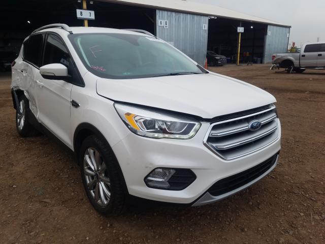 Ford Escape tit (2017)