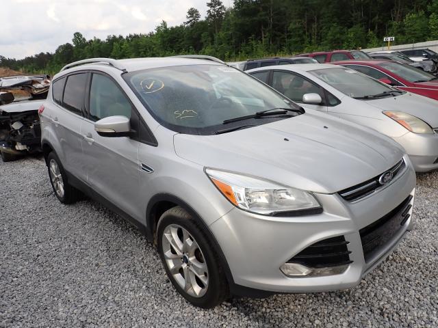 Ford Escape tit (2014)