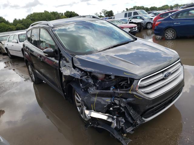Ford Escape tit (2018)