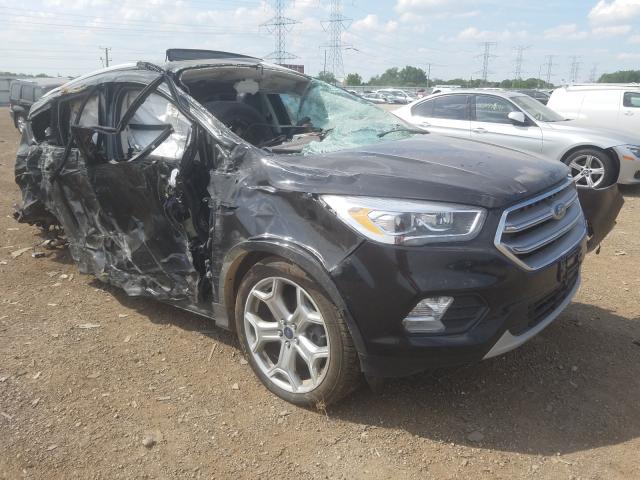 Ford Escape tit (2017)