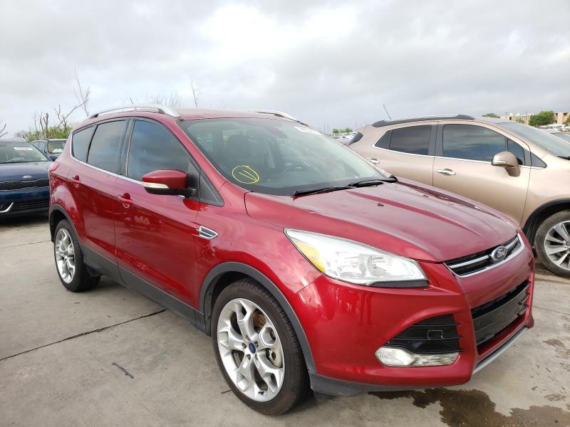 Ford Escape tit (2014)