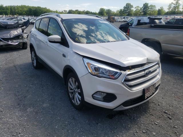 Ford Escape tit (2017)