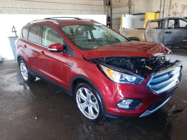 Ford Escape tit (2017)