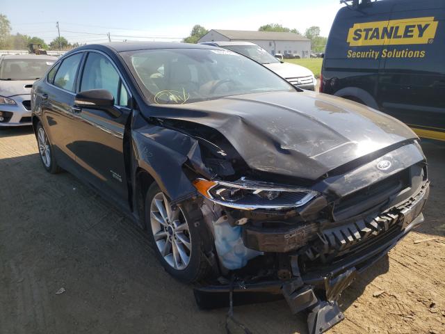 Ford Fusion hyb (2017)