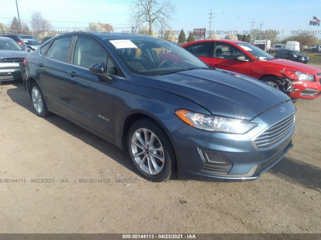 Ford Fusion hybrid (2019)