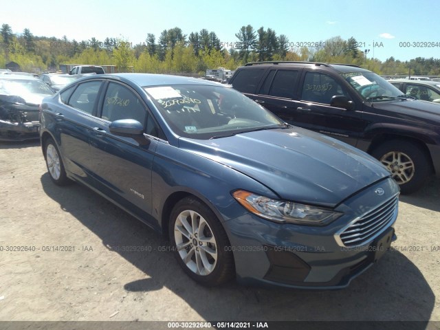 Ford Fusion hybrid (2019)