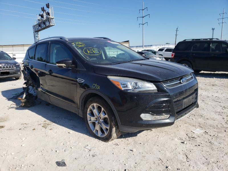 Ford Escape tit (2014)