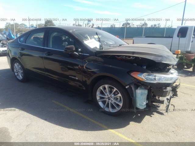 Ford Fusion hybrid (2019)