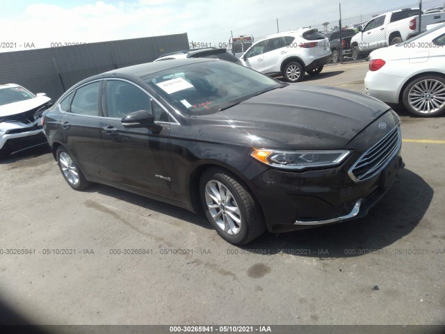 Ford Fusion hybrid (2019)