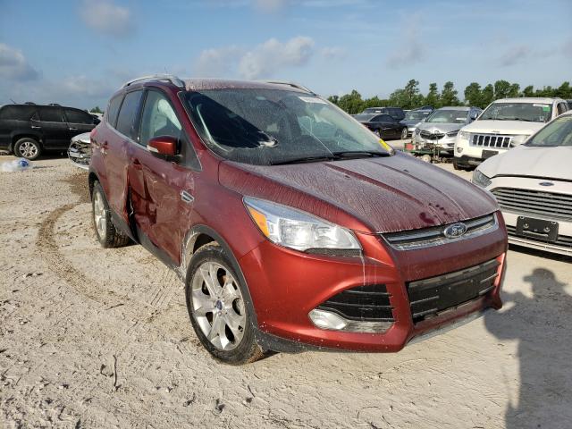 Ford Escape tit (2014)