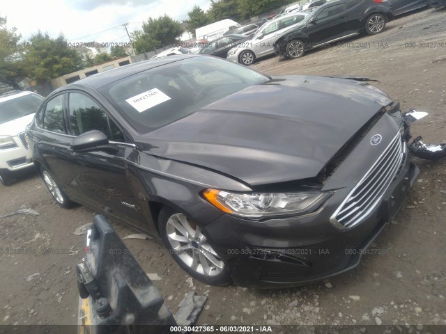Ford Fusion hybrid (2019)
