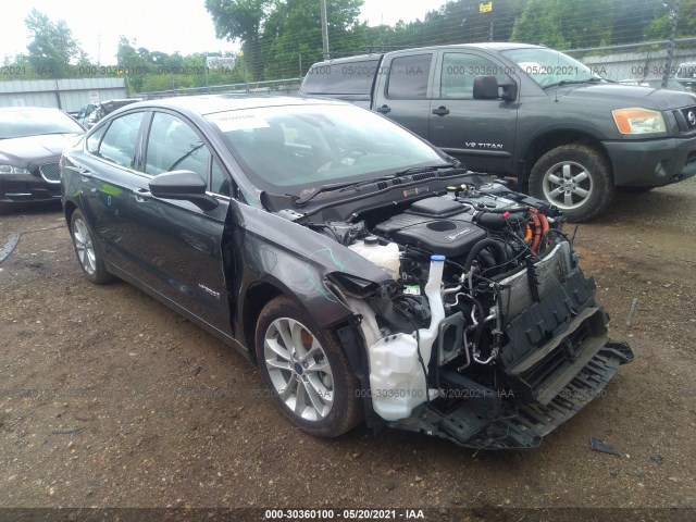 Ford Fusion hybrid (2019)