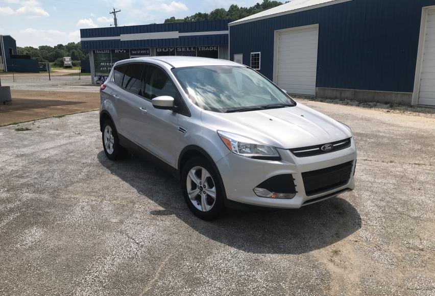 Ford Escape se (2015)