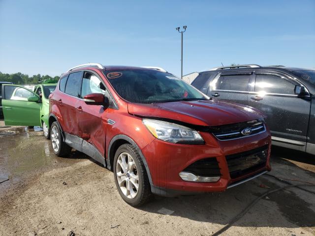 Ford Escape tit (2014)
