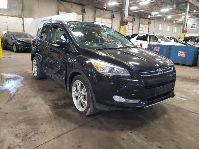 Ford Escape tit (2016)
