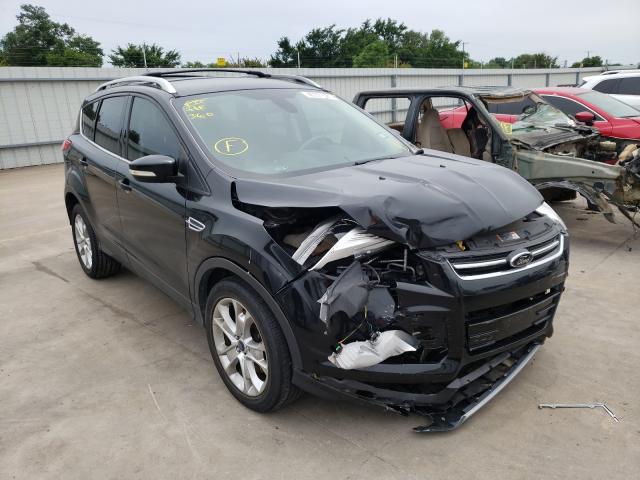 Ford Escape tit (2014)