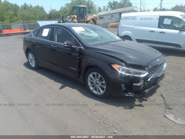 Ford Fusion hybrid (2019)