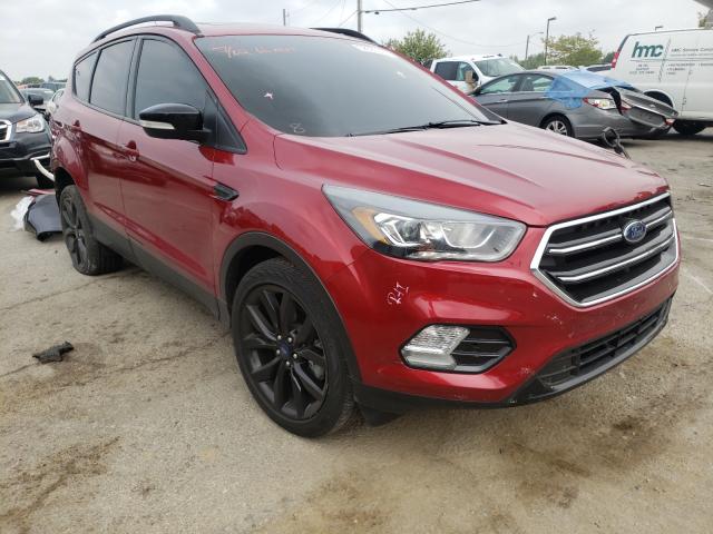 Ford Escape tit (2017)