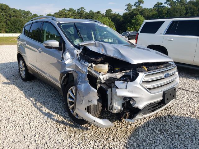 Ford Escape tit (2018)