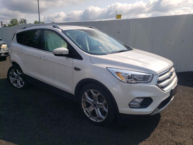 Ford Escape tit (2019)