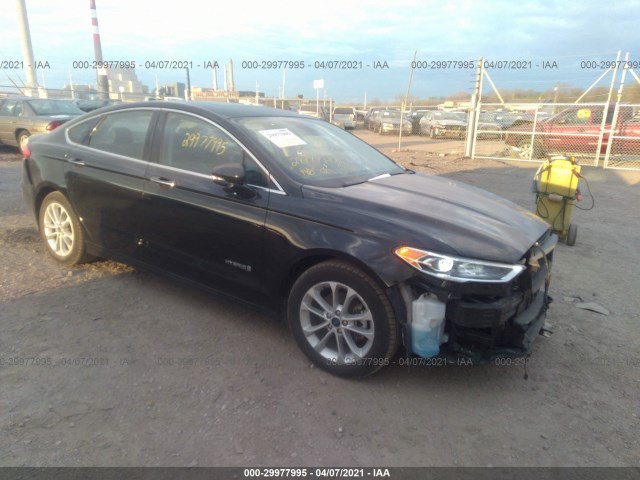 Ford Fusion hybrid (2019)