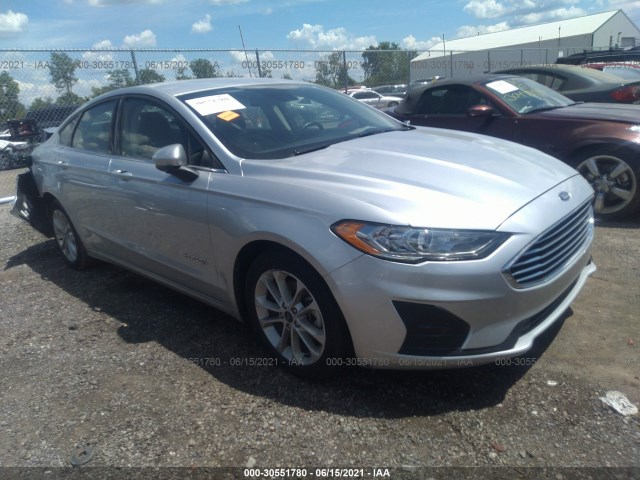 Ford Fusion hybrid (2019)