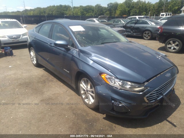 Ford Fusion hybrid (2019)