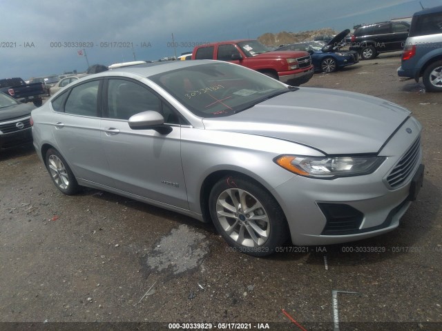 Ford Fusion hybrid (2019)